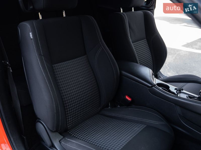 Купе Dodge Challenger 2017 в Дніпрі фото 30 Купе Dodge Challenger 2017 в Дніпрі