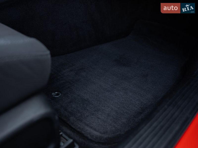 Купе Dodge Challenger 2017 в Дніпрі фото 5 Купе Dodge Challenger 2017 в Дніпрі