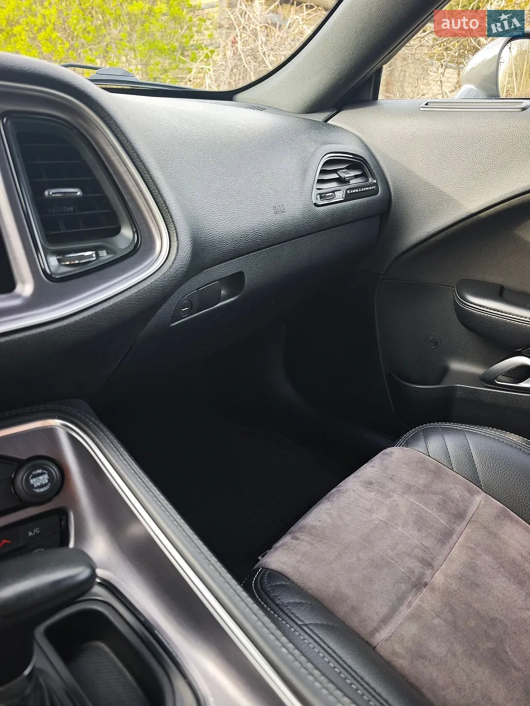 2017 Dodge Challenger - мініатюра 16