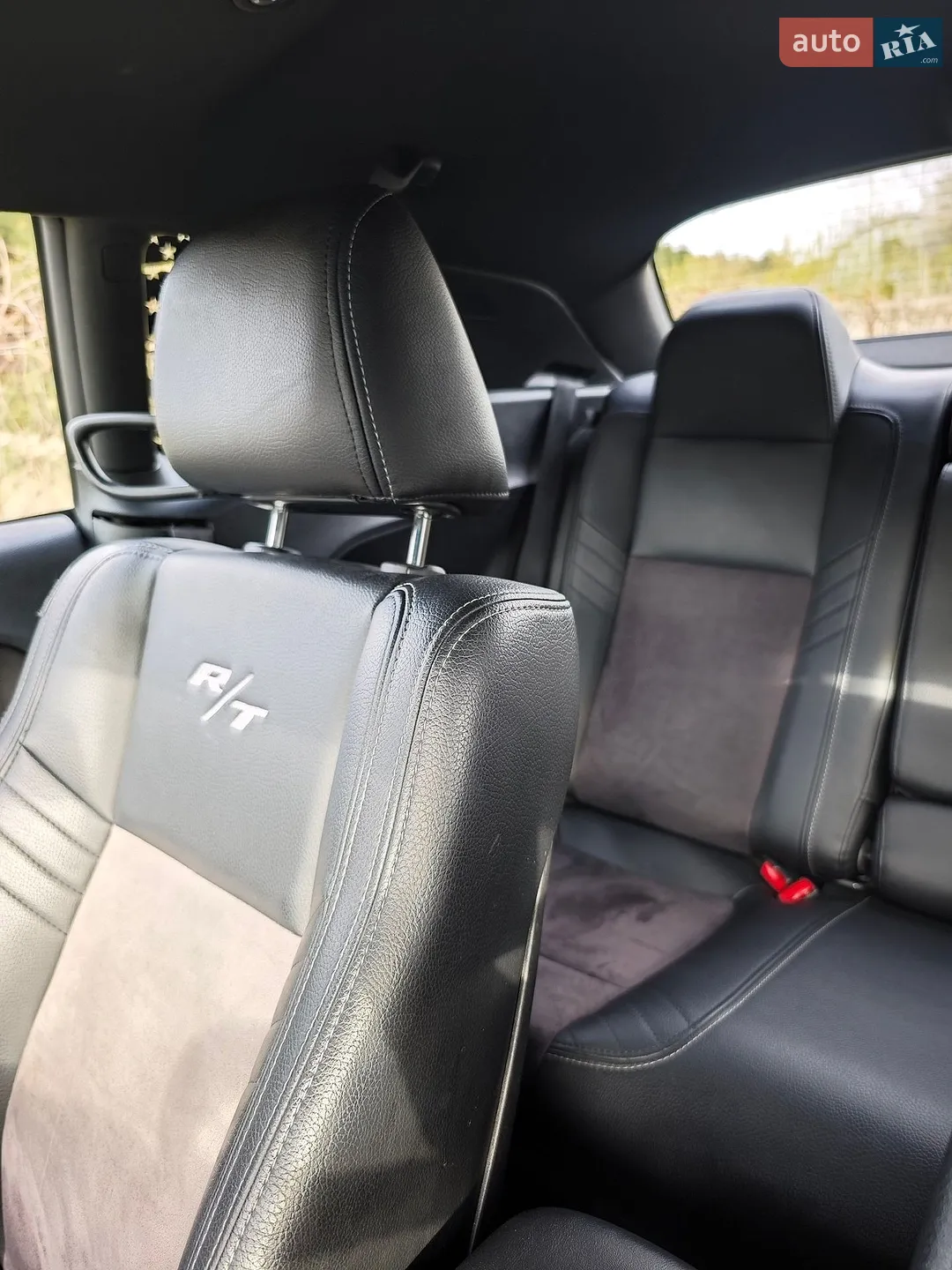 2017 Dodge Challenger - мініатюра 17