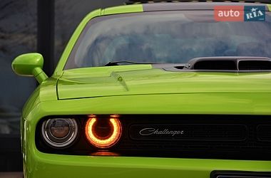 Купе Dodge Challenger 2015 в Киеве