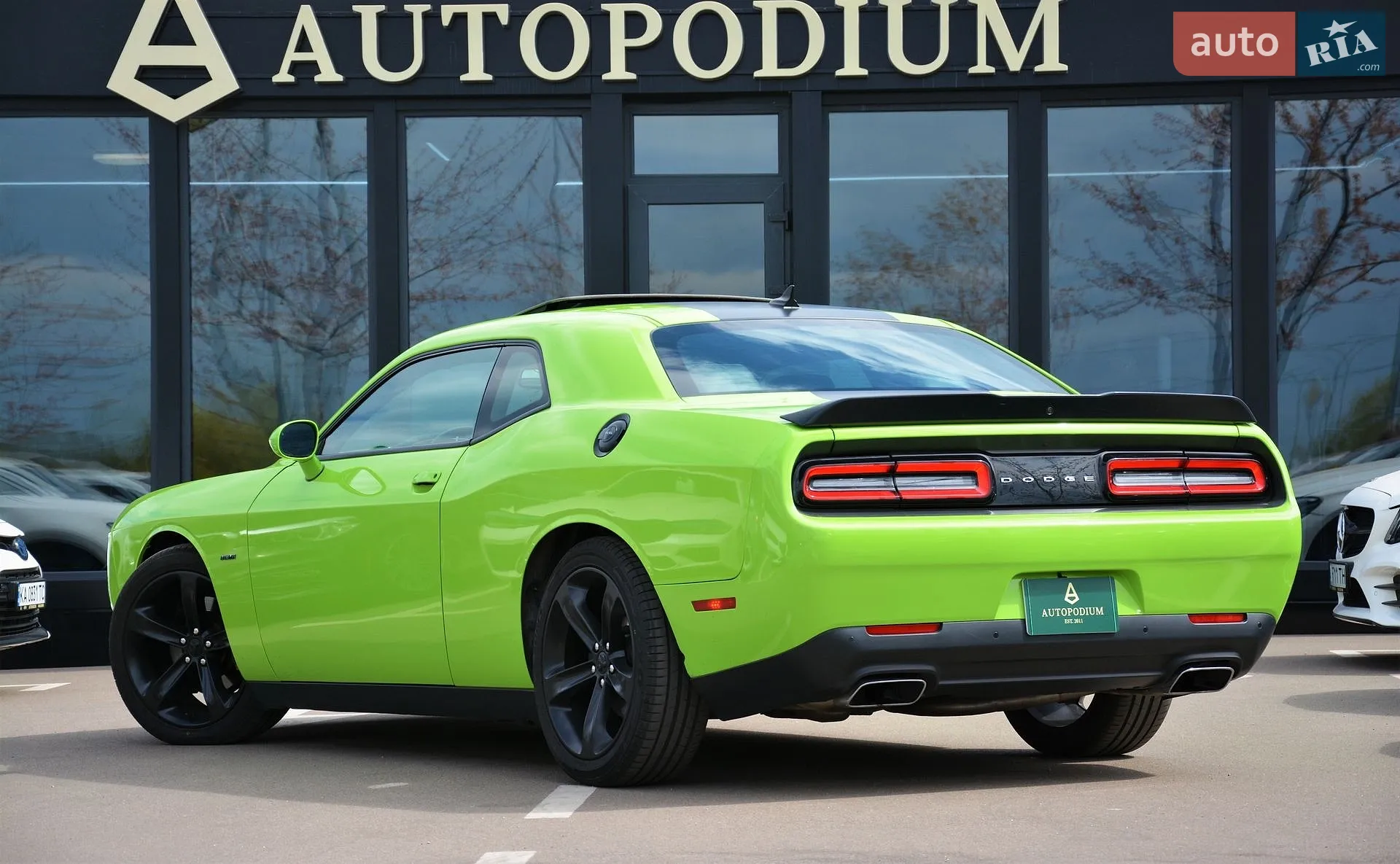2015 Dodge Challenger - мініатюра 13