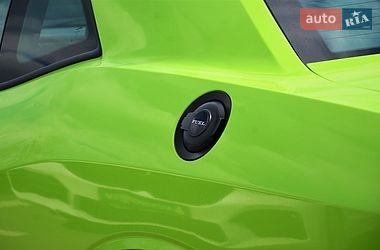 Купе Dodge Challenger 2015 в Киеве