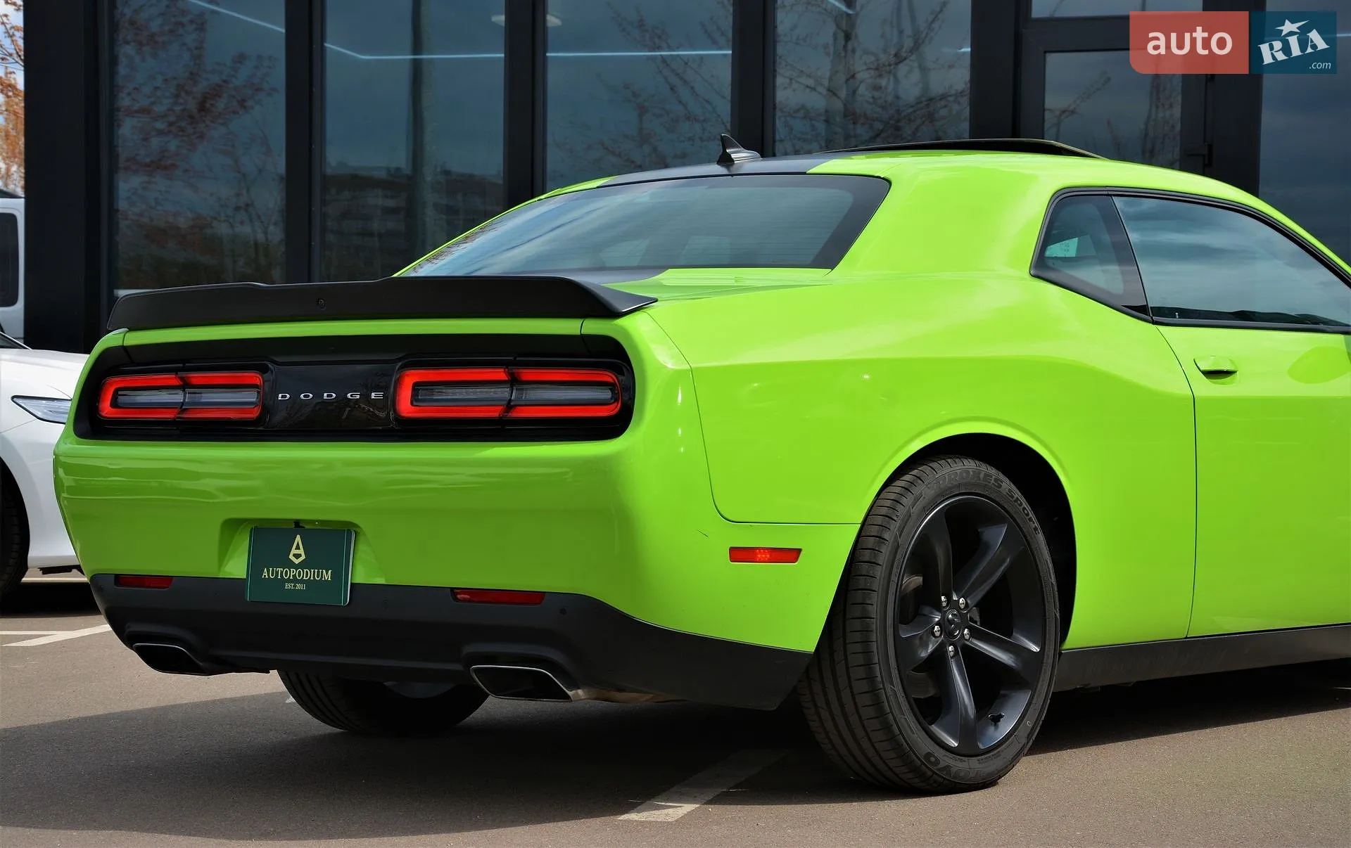 2015 Dodge Challenger - мініатюра 20