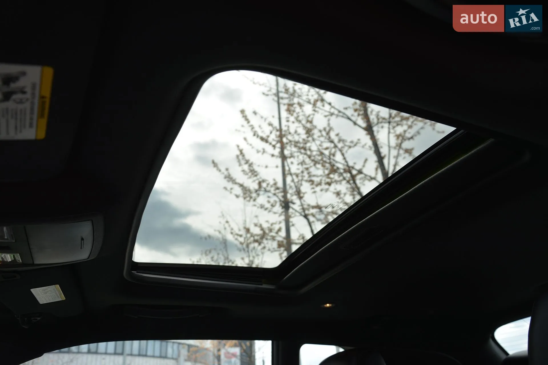 2015 Dodge Challenger - мініатюра 47