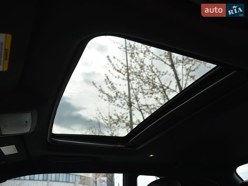 Купе Dodge Challenger 2015 в Киеве