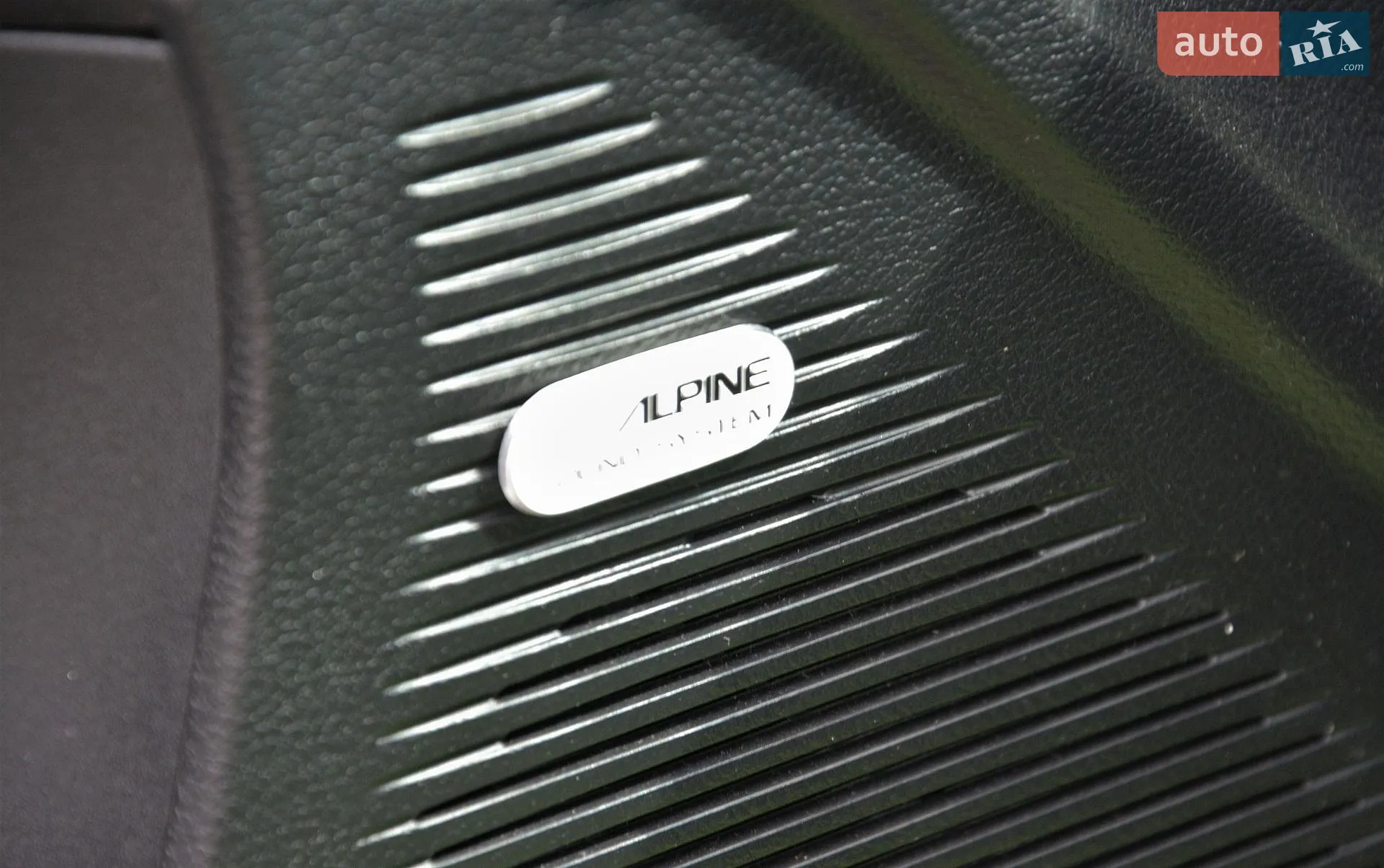 2015 Dodge Challenger - мініатюра 30