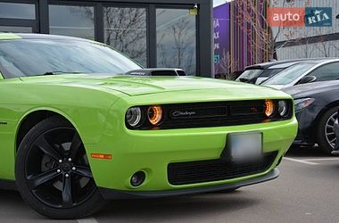 Купе Dodge Challenger 2015 в Киеве