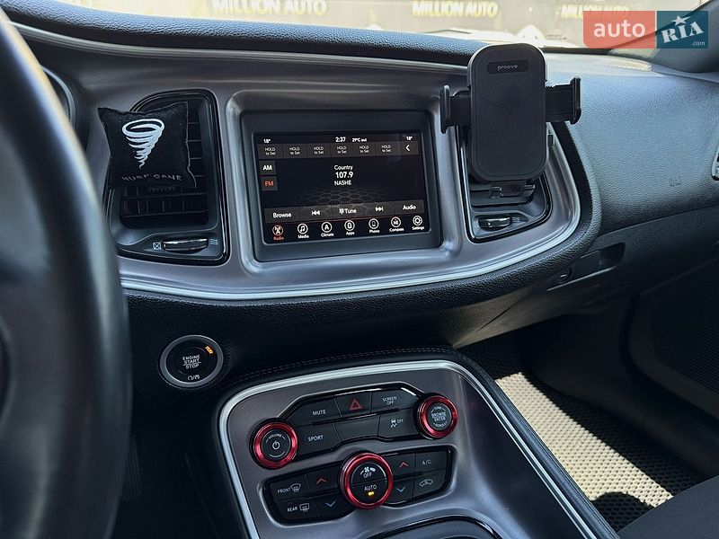 Купе Dodge Challenger 2019 в Киеве