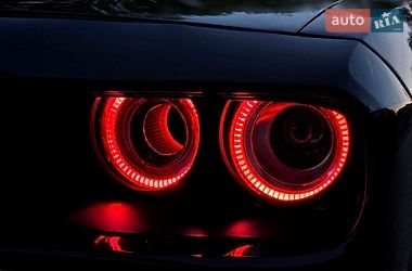 Купе Dodge Challenger 2023 в Черновцах