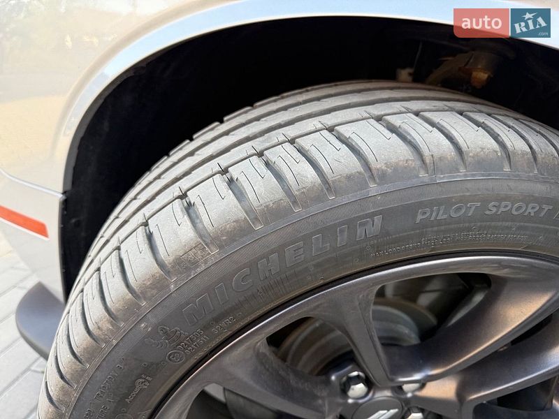 Купе Dodge Challenger 2020 в Киеве