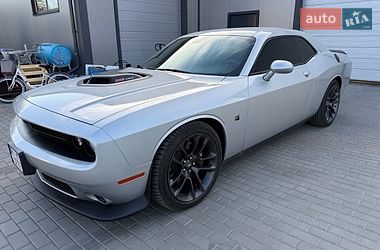 Купе Dodge Challenger 2020 в Киеве