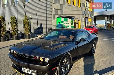 Купе Dodge Challenger 2016 в Киеве