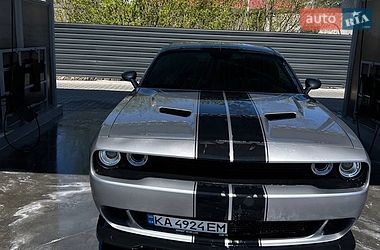 Купе Dodge Challenger 2016 в Киеве