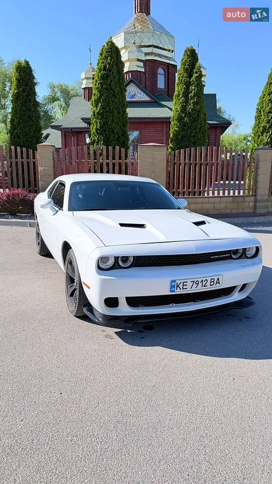 2018 Dodge Challenger - мініатюра 32