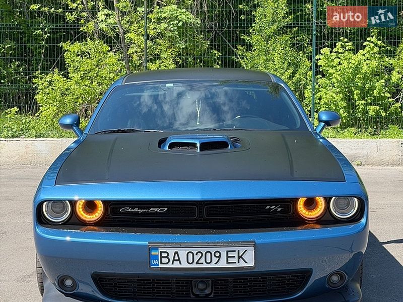 Dodge Challenger 2020