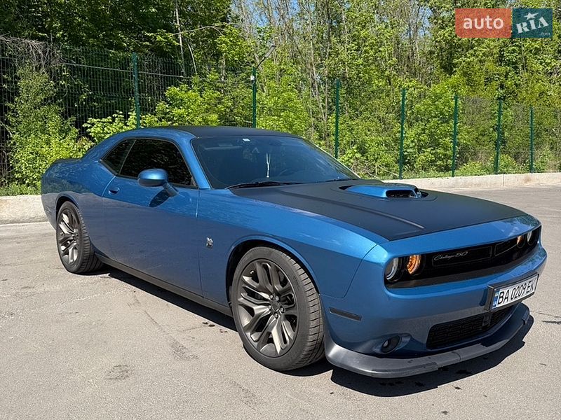 Купе Dodge Challenger 2020 в Киеве