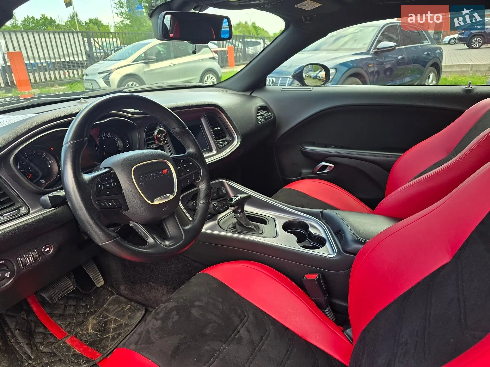 2018 Dodge Challenger - мініатюра 13