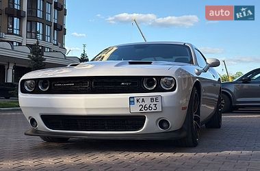 Купе Dodge Challenger 2016 в Києві