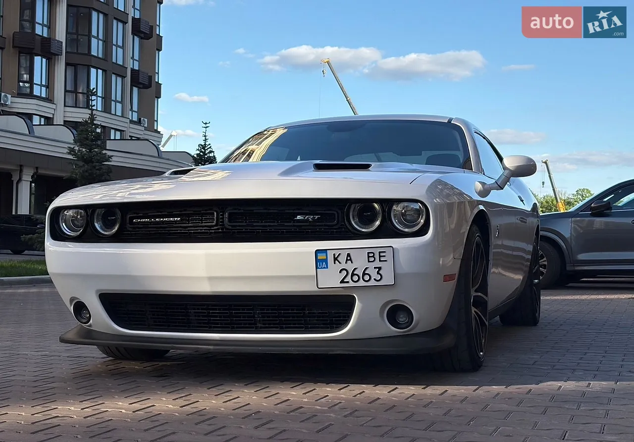2017 Dodge Challenger - мініатюра 37