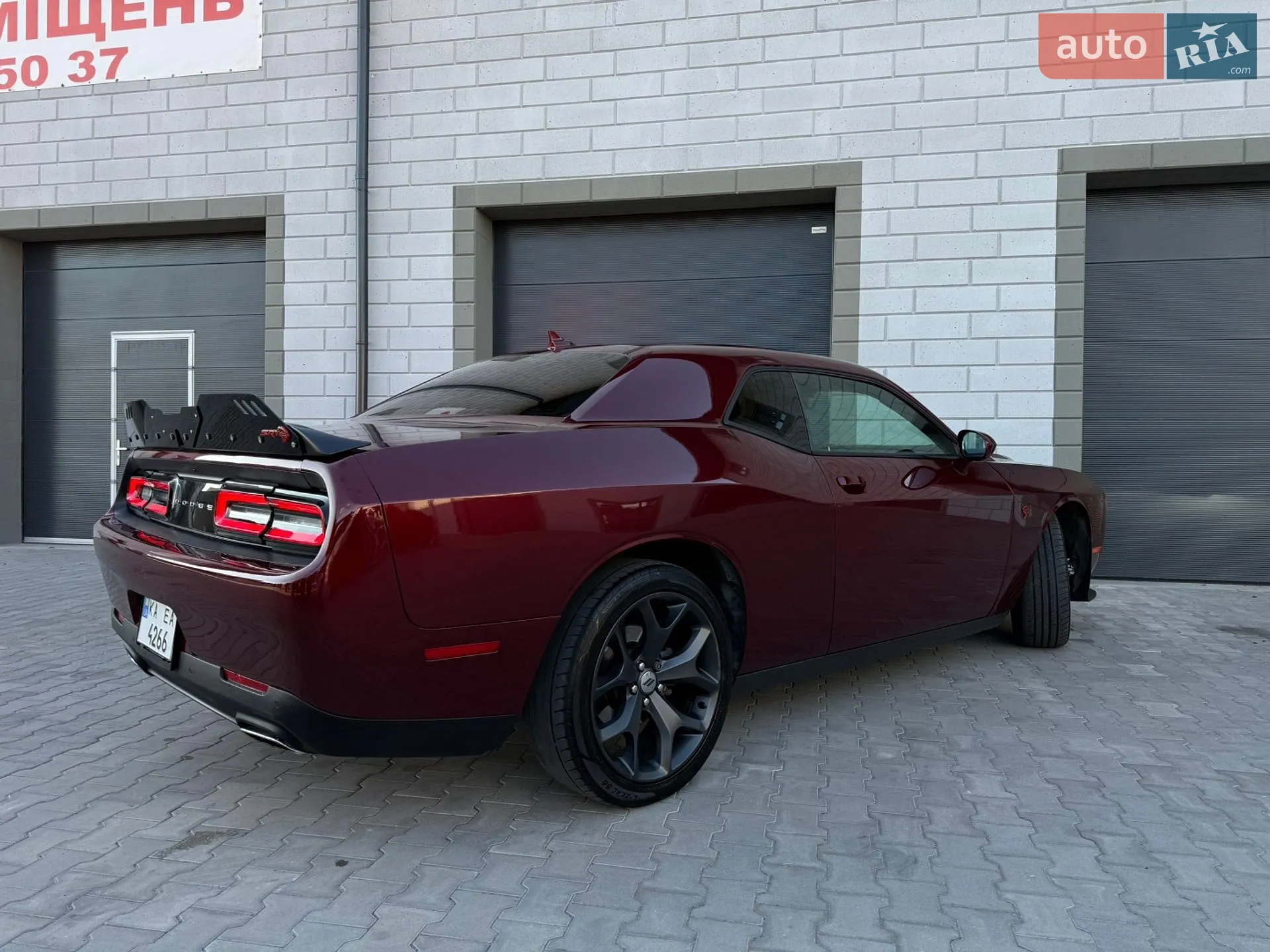 2017 Dodge Challenger - мініатюра 30