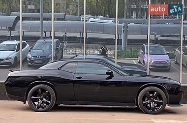 Купе Dodge Challenger 2017 в Києві
