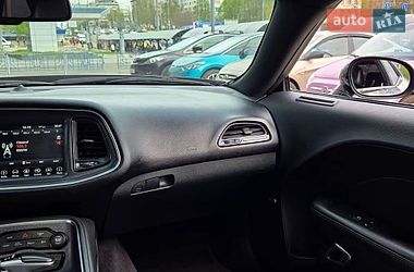 Купе Dodge Challenger 2017 в Києві