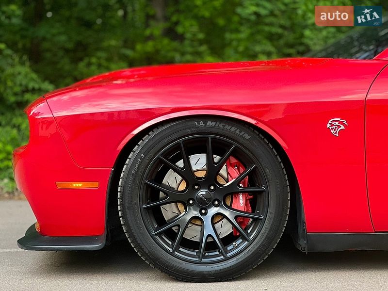 Купе Dodge Challenger 2016 в Ужгороде