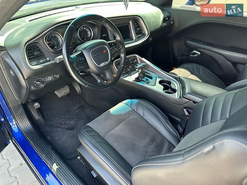 Купе Dodge Challenger 2020 в Луцьку фото 10 Купе Dodge Challenger 2020 в Луцьку