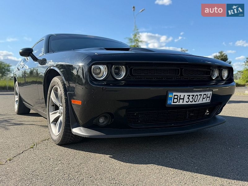 Купе Dodge Challenger 2017 в Одесі