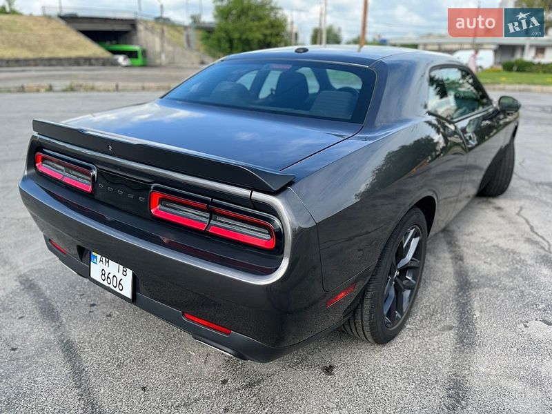 Купе Dodge Challenger 2023 в Житомире