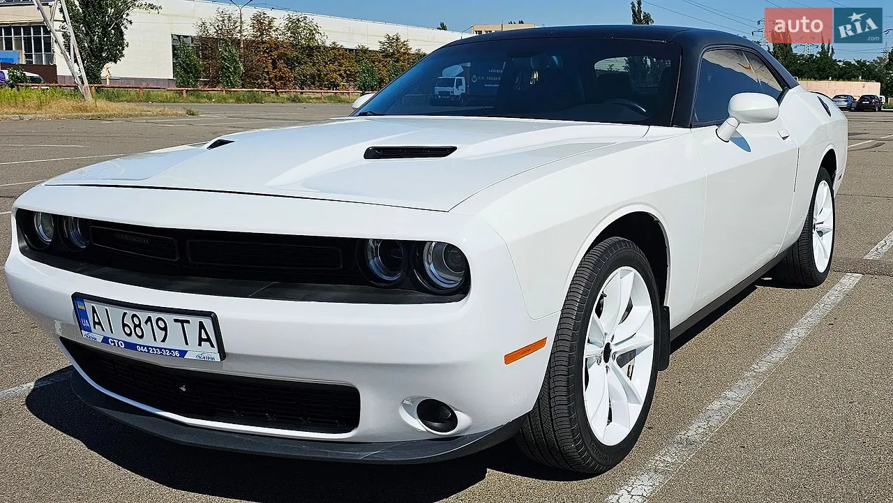 2015 Dodge Challenger - мініатюра 51
