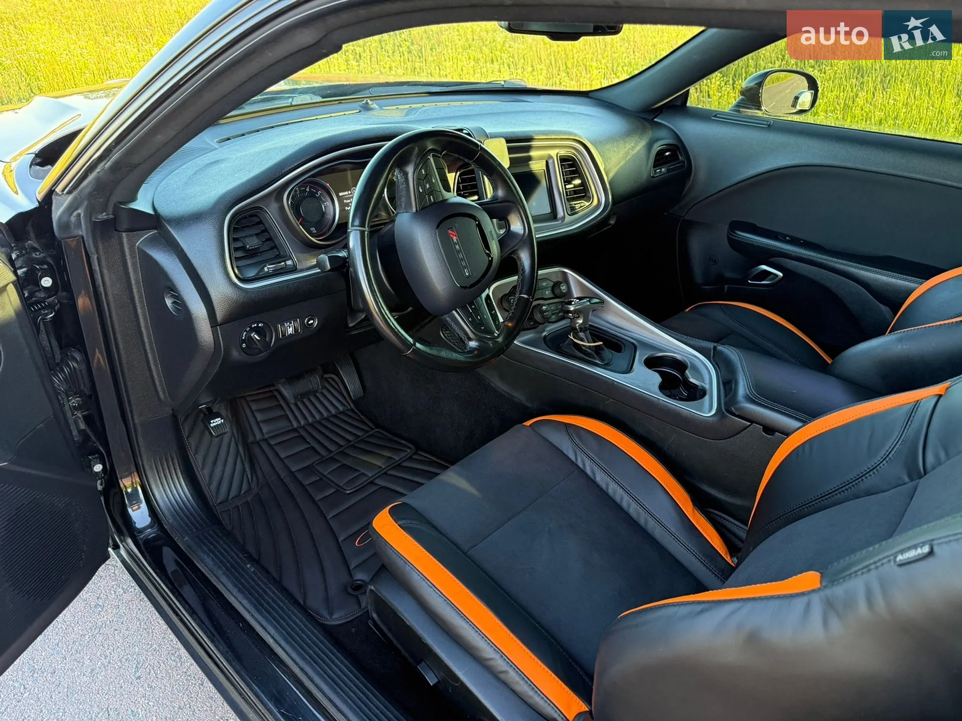 2019 Dodge Challenger - мініатюра 21
