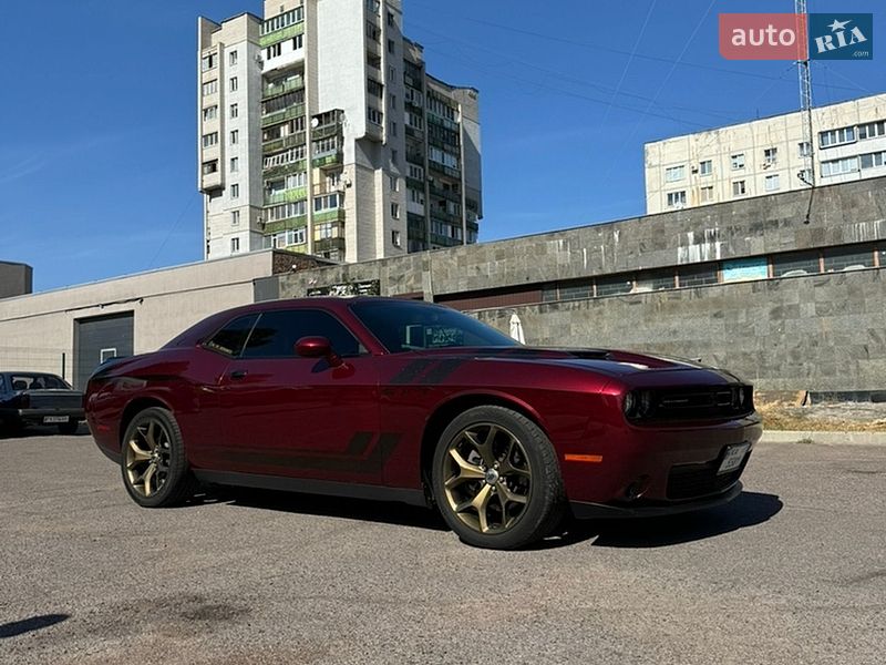 Купе Dodge Challenger 2017 в Черкасах