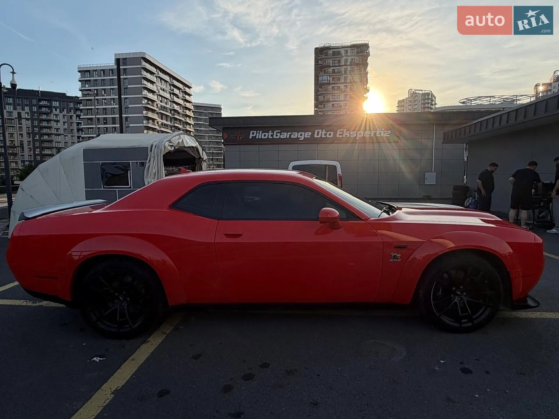 2021 Dodge Challenger - мініатюра 12