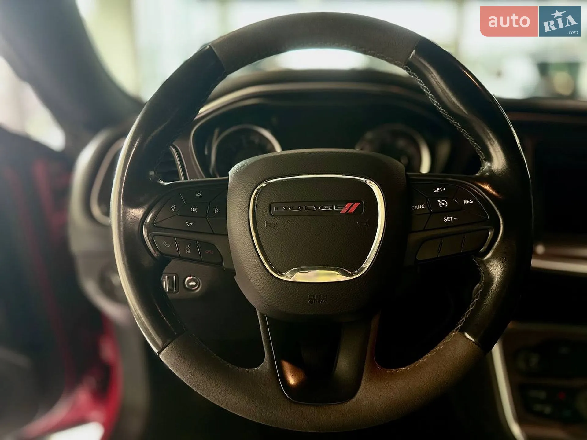 2016 Dodge Challenger - мініатюра 25