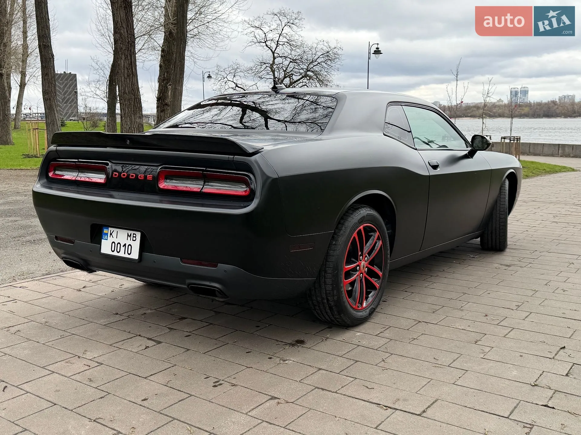 2017 Dodge Challenger - мініатюра 12
