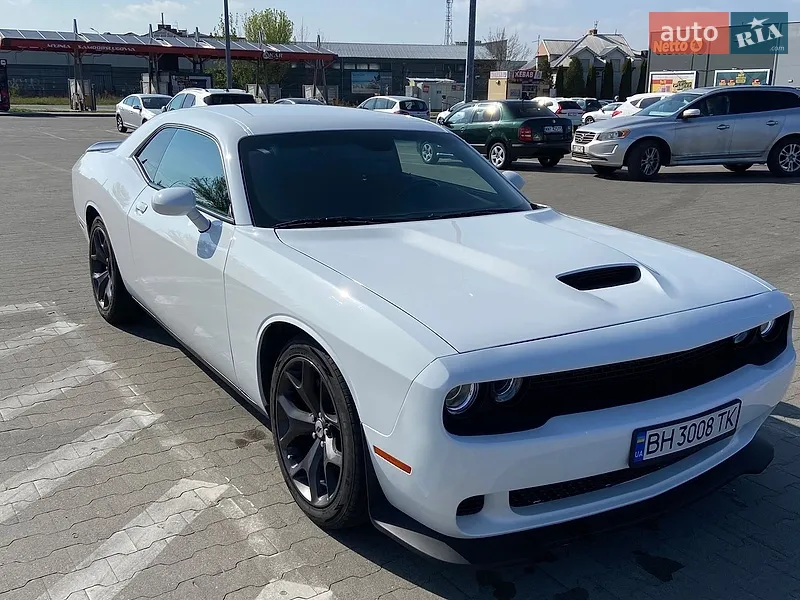 Dodge Challenger