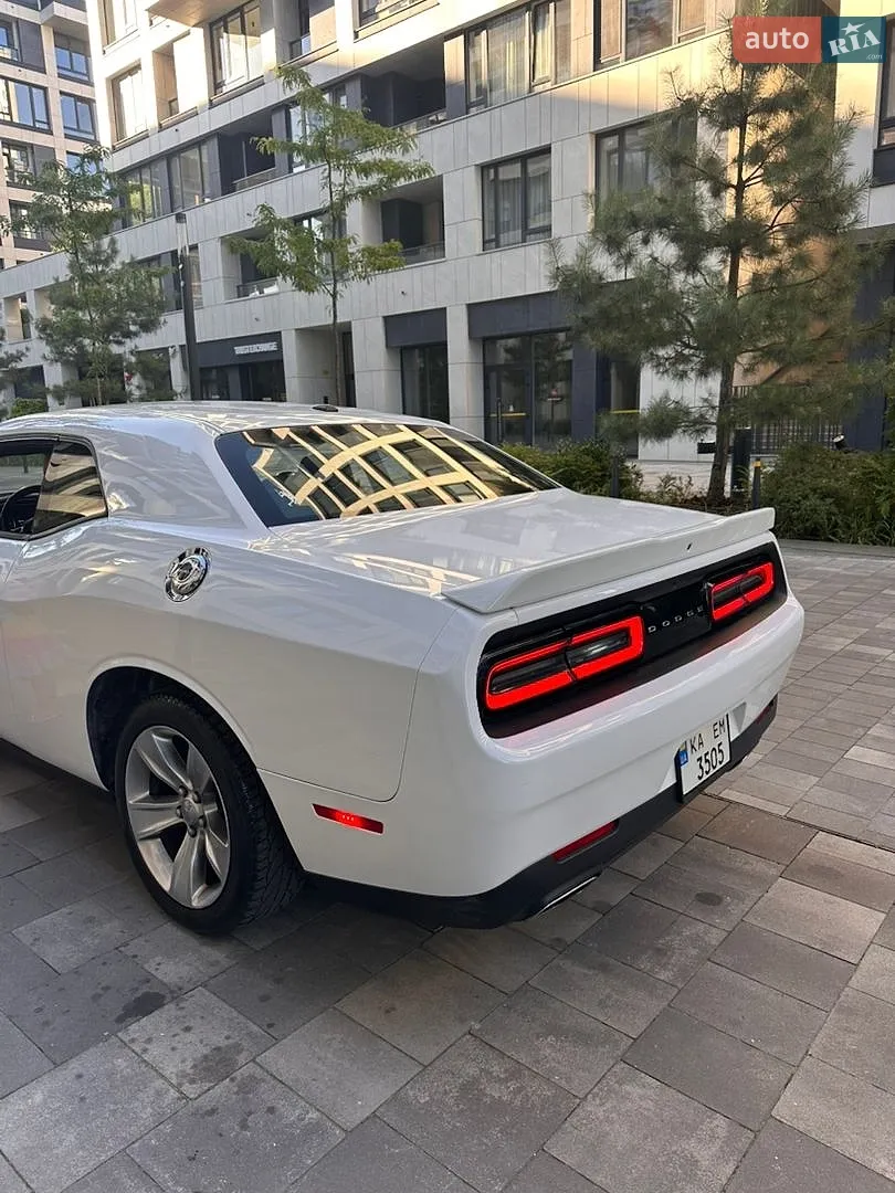 2018 Dodge Challenger - мініатюра 9
