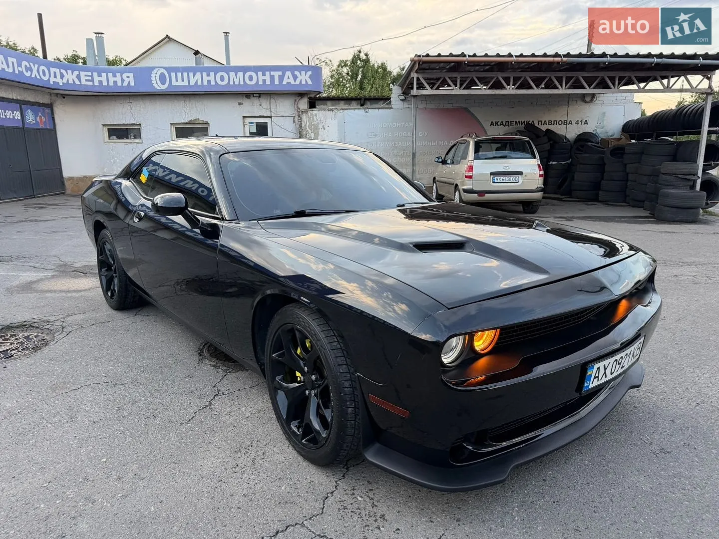 2018 Dodge Challenger - мініатюра 3