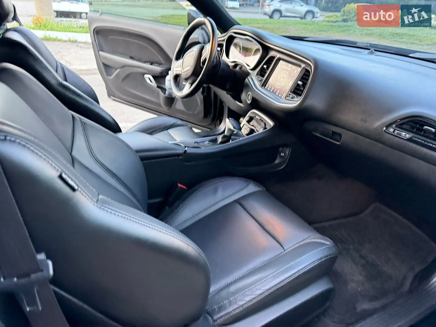 2018 Dodge Challenger - мініатюра 27