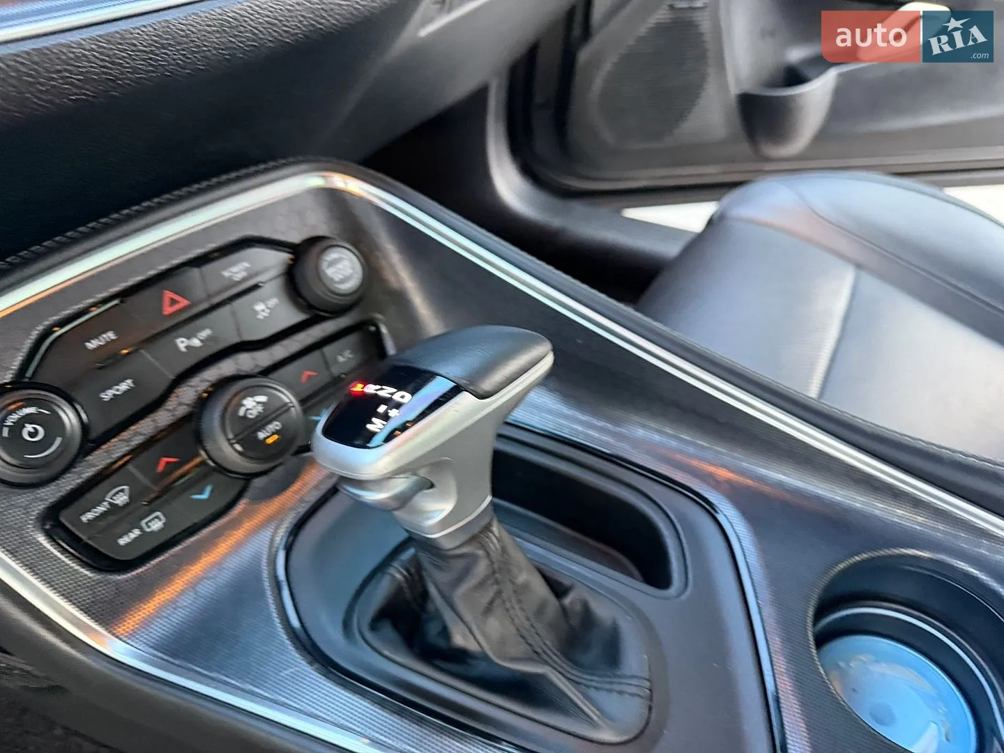 2018 Dodge Challenger - мініатюра 36