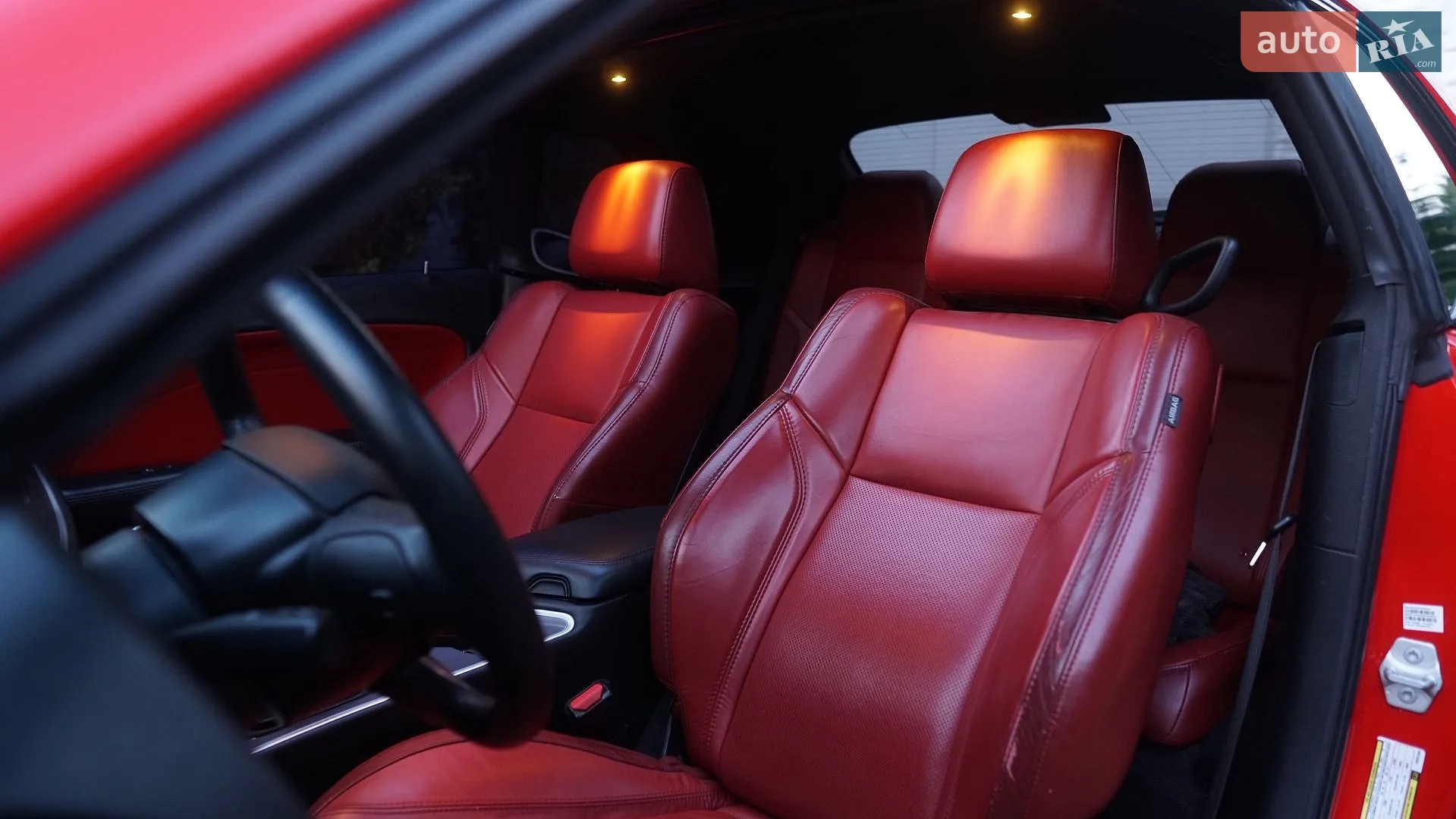 2018 Dodge Challenger - мініатюра 2