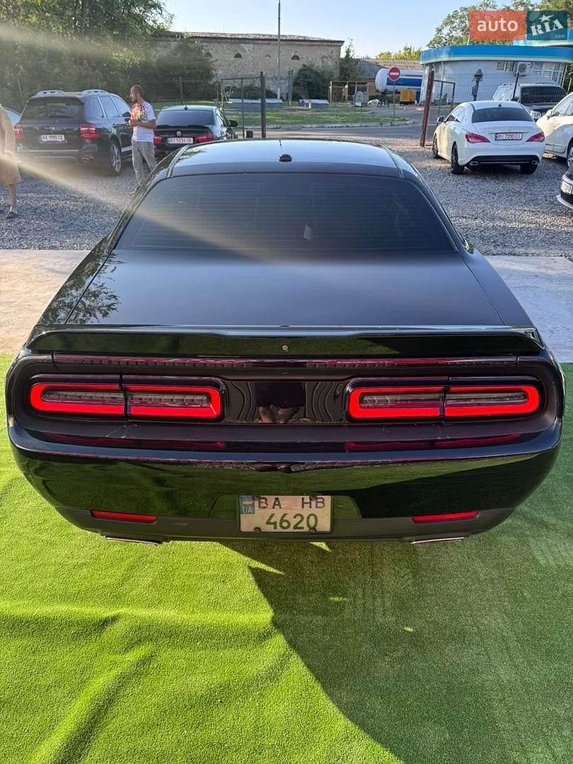 2018 Dodge Challenger - мініатюра 17
