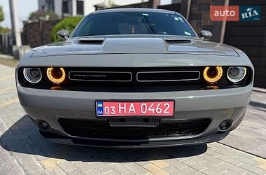 Купе Dodge Challenger 2017 в Киеве фото 4 Купе Dodge Challenger 2017 в Киеве