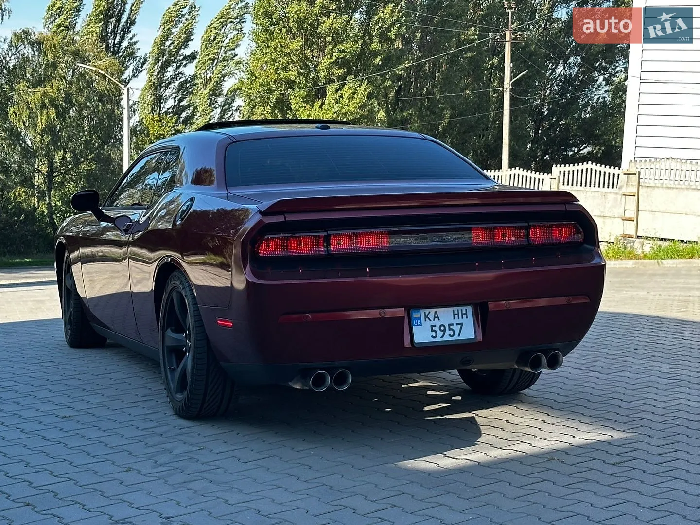 2014 Dodge Challenger - мініатюра 8