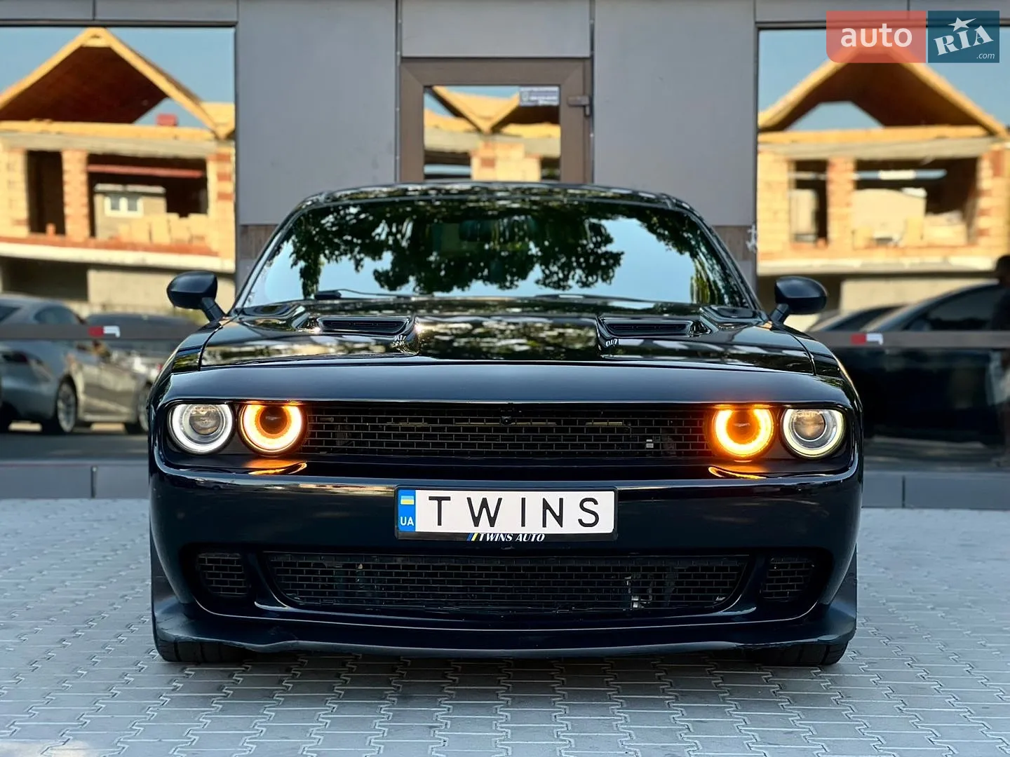 2016 Dodge Challenger - мініатюра 2