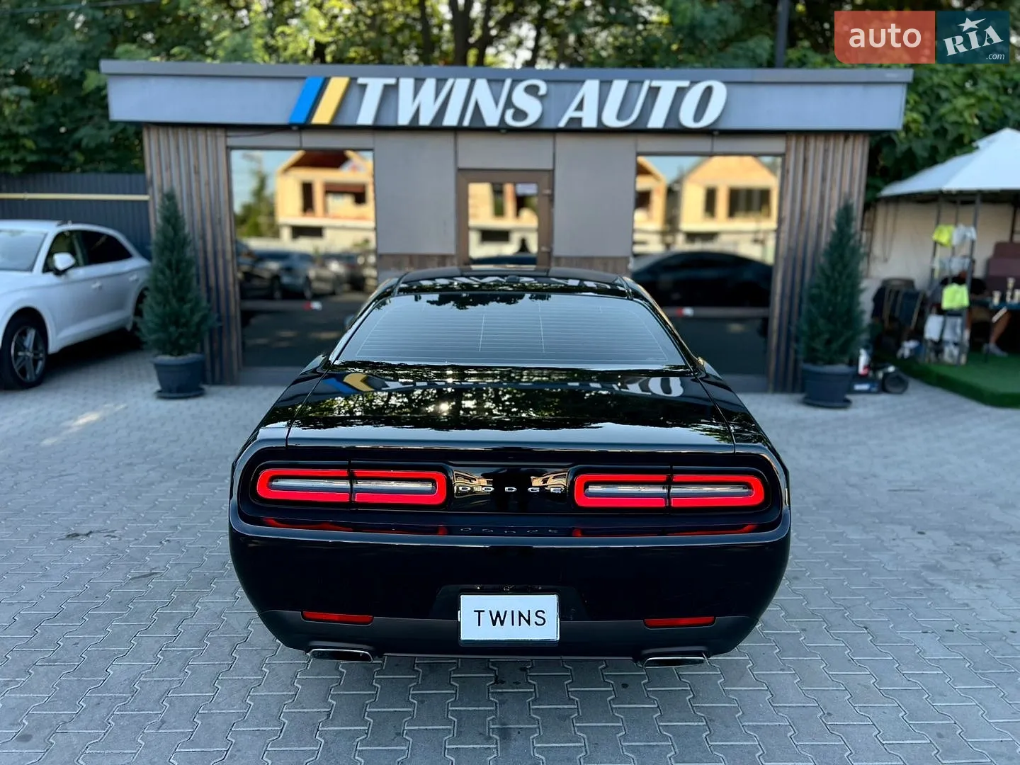 2016 Dodge Challenger - мініатюра 21