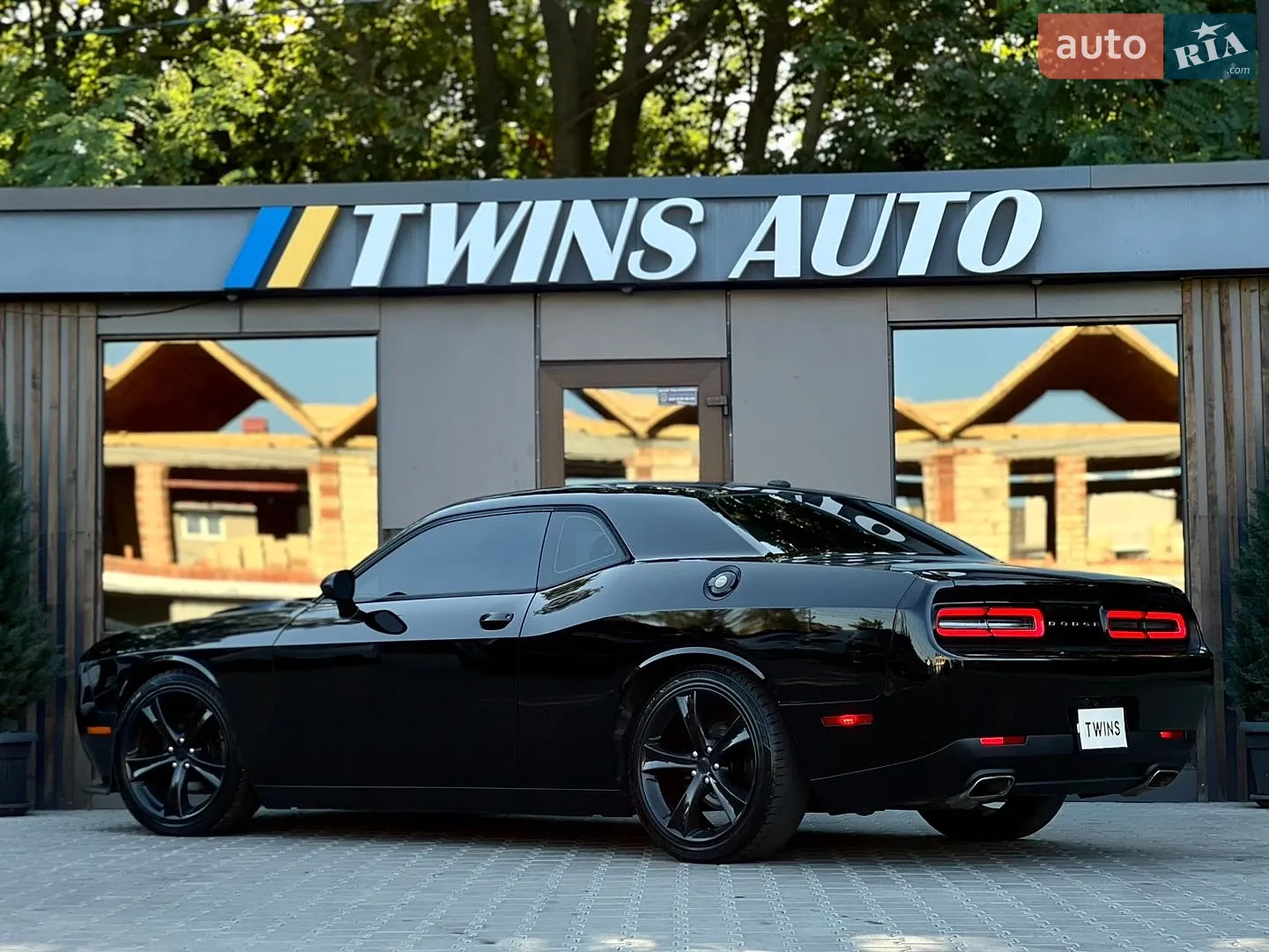 2016 Dodge Challenger - мініатюра 24