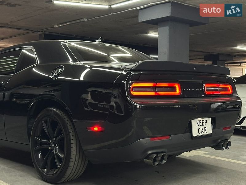 Купе Dodge Challenger 2017 в Одесі